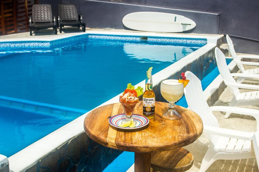 Ast Surf Hotel La Libertad Exterior photo