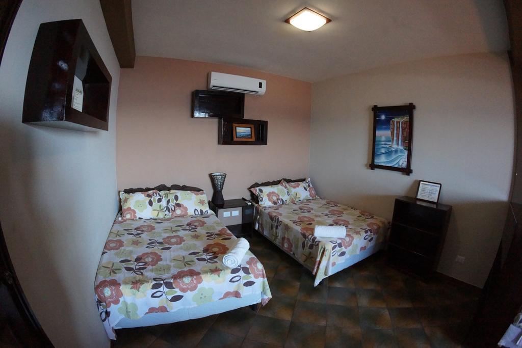 Ast Surf Hotel La Libertad Exterior photo