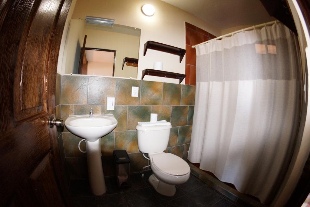 Ast Surf Hotel La Libertad Room photo