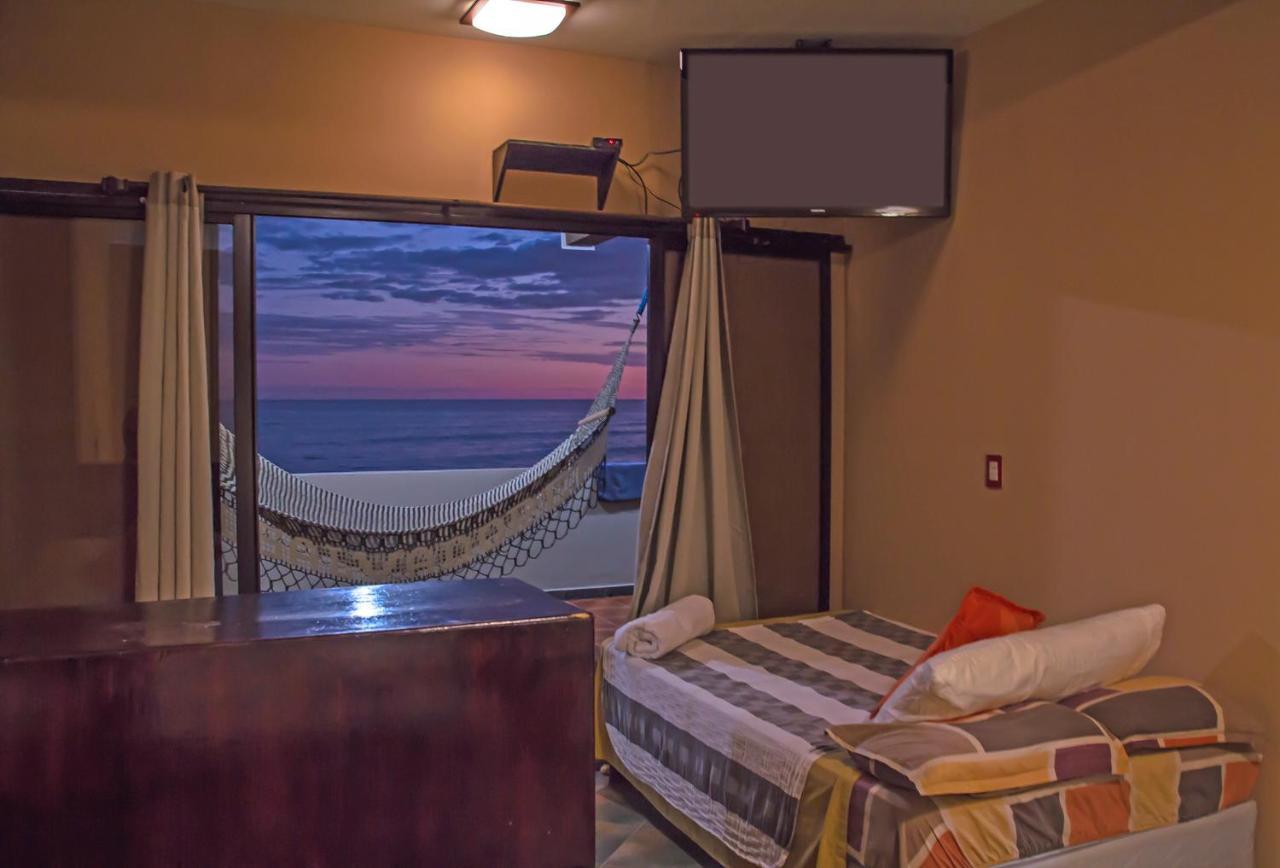 Ast Surf Hotel La Libertad Exterior photo