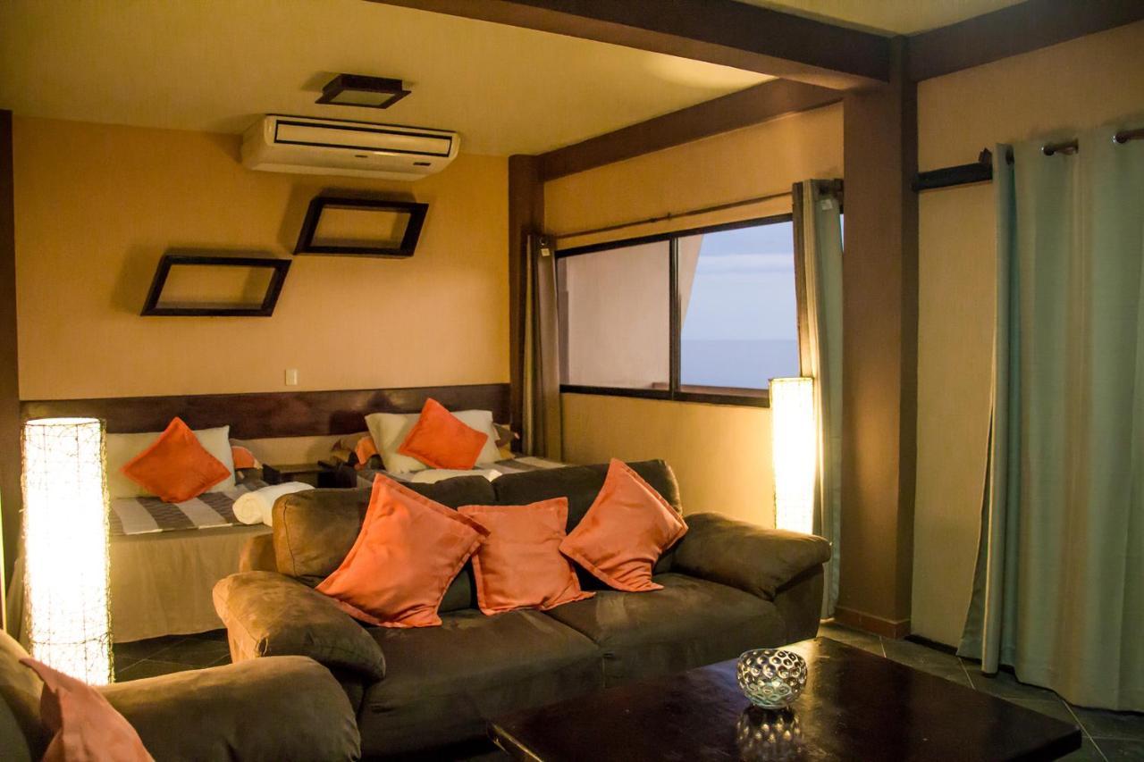 Ast Surf Hotel La Libertad Exterior photo